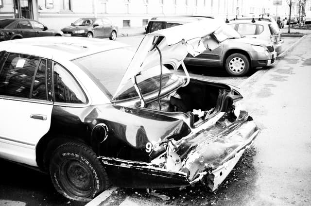  Accident teribil lângă City Park Constanța! Două persoane prinse între fiare, salvate de echipa SMURD la fața locului.