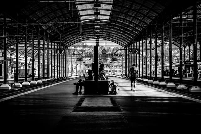  Noutăți în transportul public: Regula de incluziune și sprijin pentru persoanele cu dizabilități, activă din 11 mai