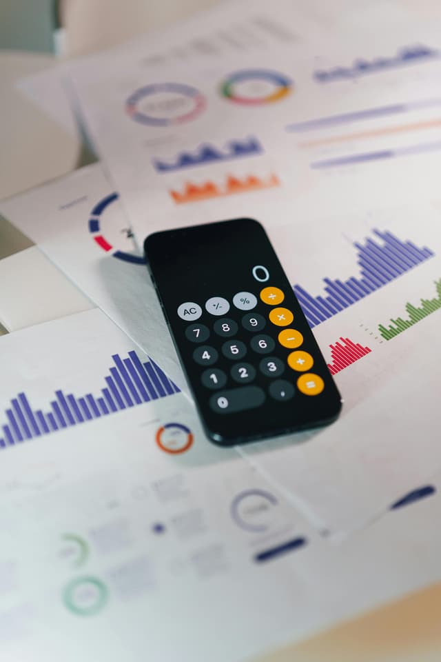  Reducerile bugetare nu sunt suficiente fără taxe suplimentare pentru echilibrarea bugetului României.