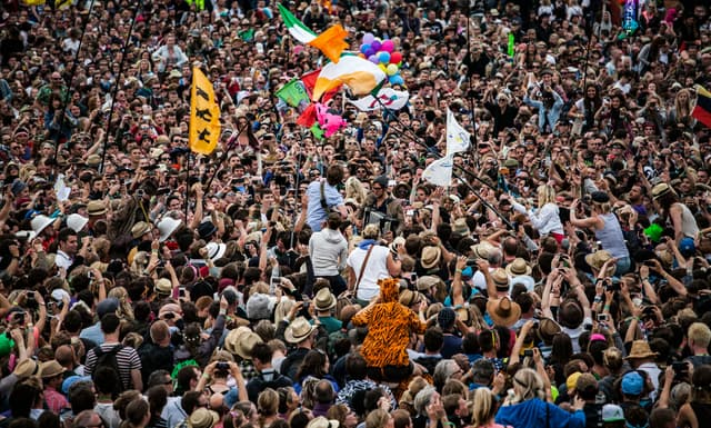  Concerte în Aer Liber pe Faleza Cazinoului pentru Zilele Constanței, Oraș cu 2.500 de Ani de Tradiție