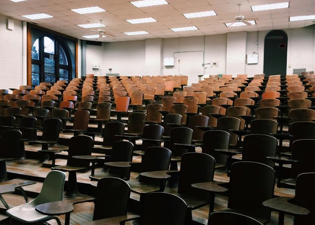  Conferința Etică Profesională, Medicală și Politică în România, organizată de Universitatea Ovidius și Institutul Nicolae Iorga - Detalii și data!