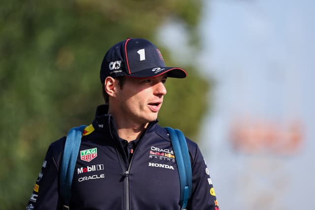 Max Verstappen a ales să stea cu familia în loc să participe la premiera filmului cu Brad Pitt