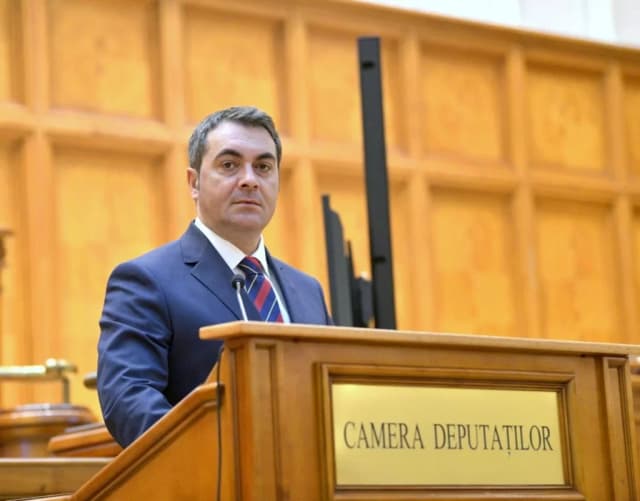  Semnale interne indică retragerea din coaliția de guvernare pentru sănătatea partidului, spune liderul Marian Mina.