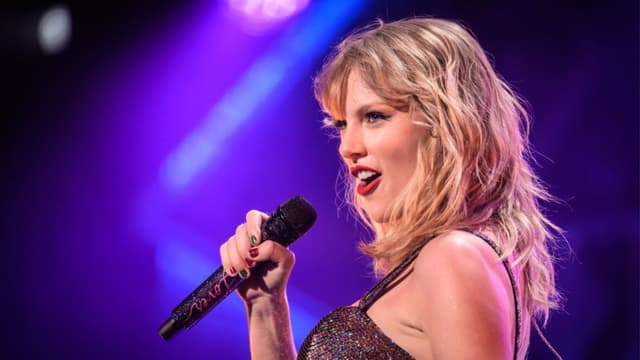 Taylor Swift și-a răscumpărat drepturile asupra întregii sale muzici