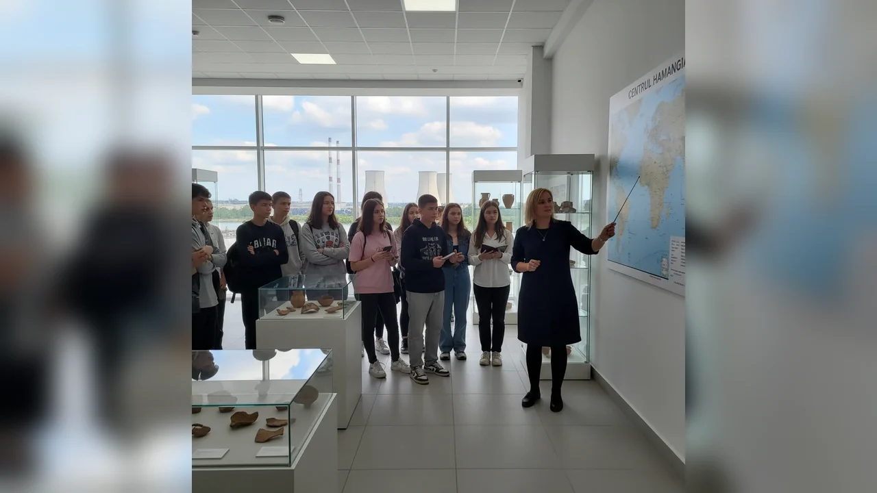Elevii Liceului Tehnologic Axiopolis vizitează Centrul Hamangia din Cernavodă în cadrul programului Școala Altfel